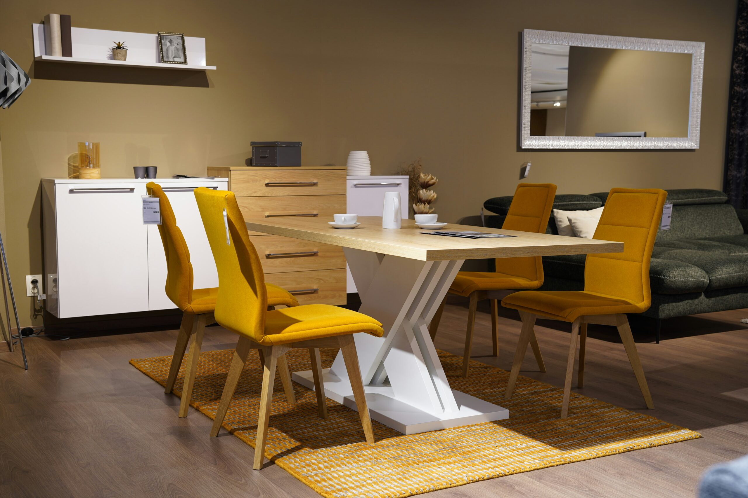 Furniture & Interior Design